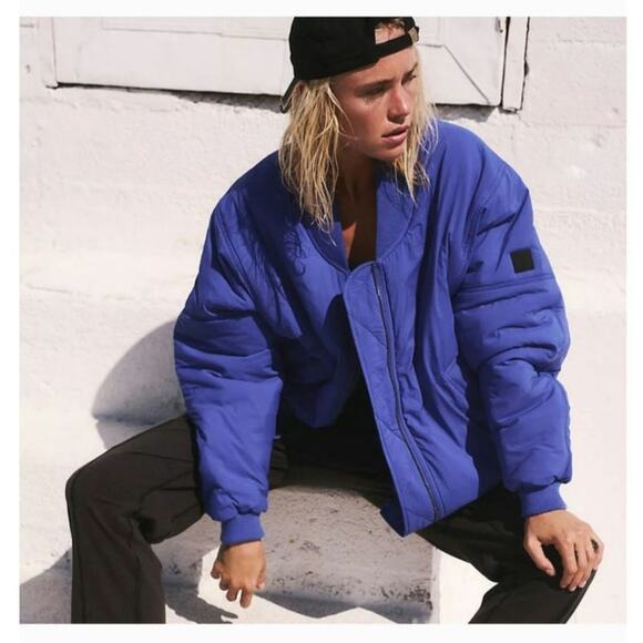 New Free People FP MOVEMENT Midnight Moon Solid Bomber Jacket $168 LARGE Colbalt - Picture 3 of 8